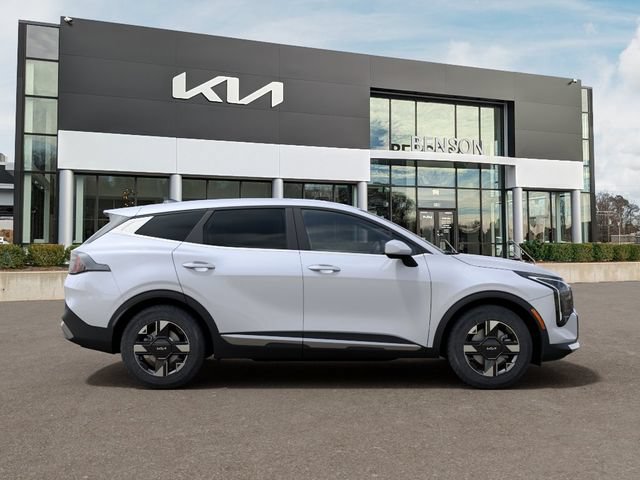 New 2026 Kia Sportage LX FWD image 8