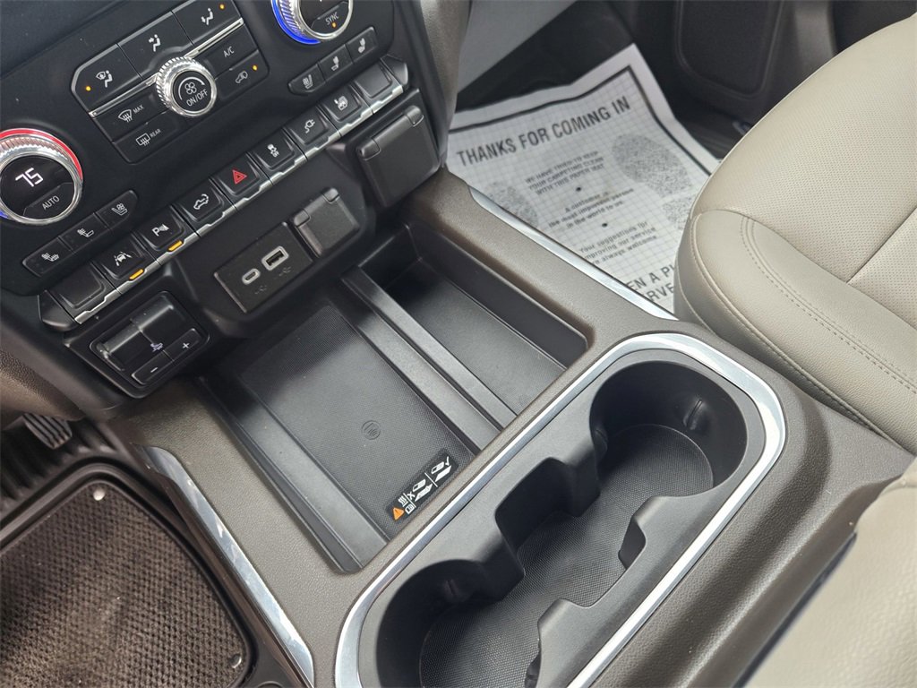 Used 2022 GMC Sierra 1500 SLT w/ SLT Premium Plus Package image 17