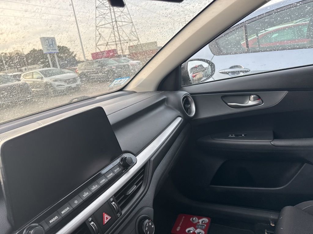 Used 2021 Kia Forte LXS image 15