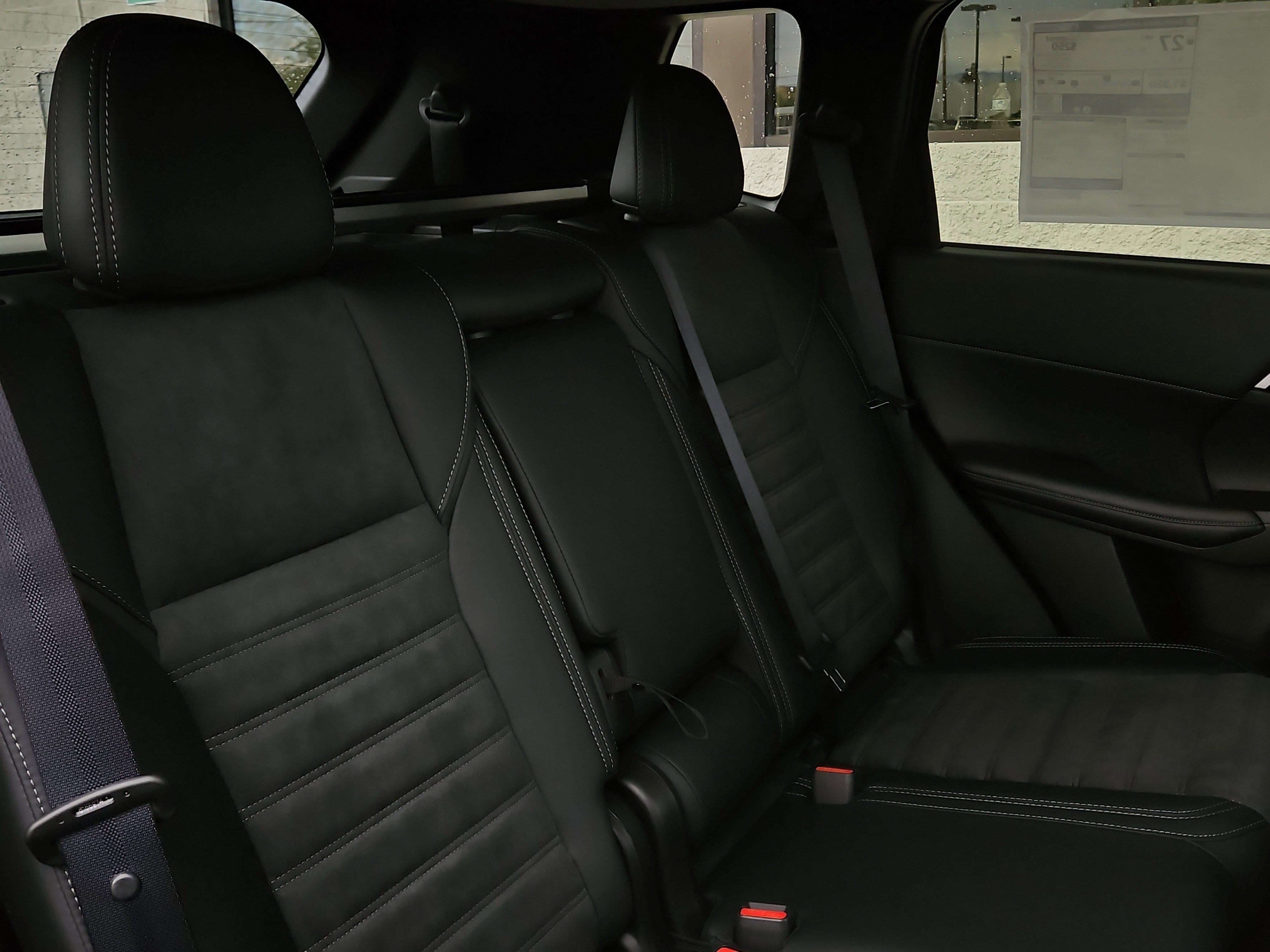 New 2025 Mitsubishi Outlander SE image 23