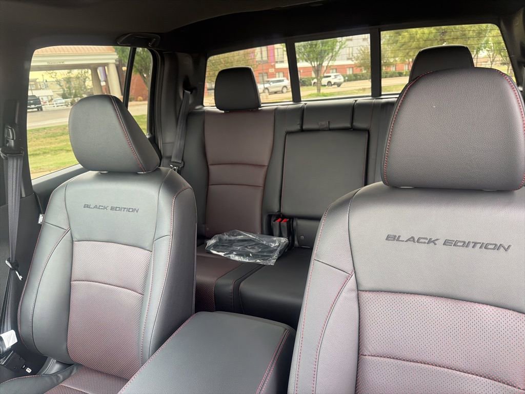 New 2026 Honda Ridgeline Black Edition image 16