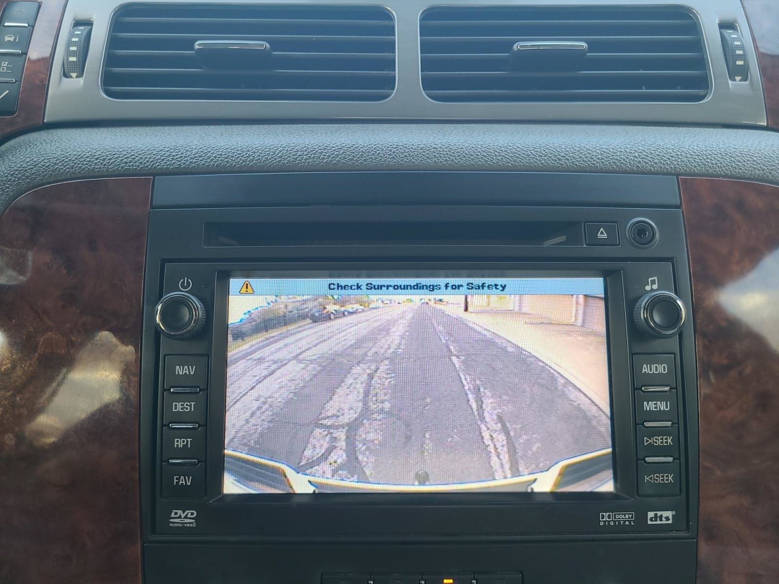 Used 2008 Chevrolet Avalanche LTZ w/ LTZ Preferred Equipment Group RWD image 16