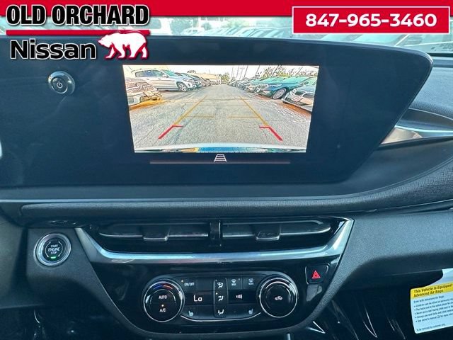 Used 2024 Buick Envista Sport Touring w/ Convenience I Package FWD image 17