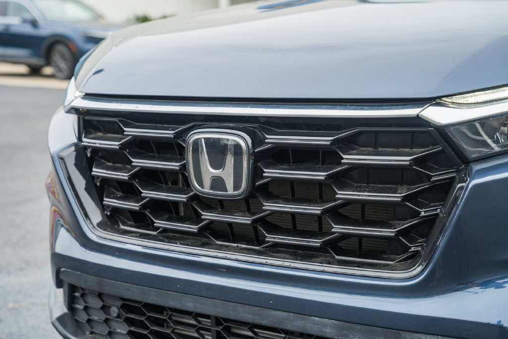 Used 2025 Honda CR-V EX-L image 11
