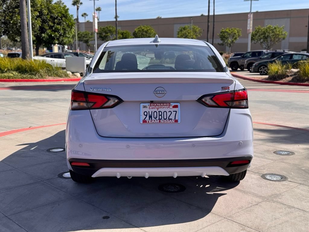 Certified 2025 Nissan Versa SR w/ Trunk Package FWD image 7