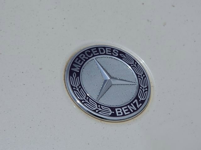 Used 2017 Mercedes-Benz GLS 550 4MATIC image 4
