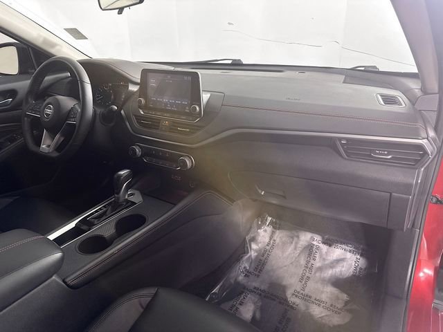 Used 2022 Nissan Altima 2.5 SR image 27