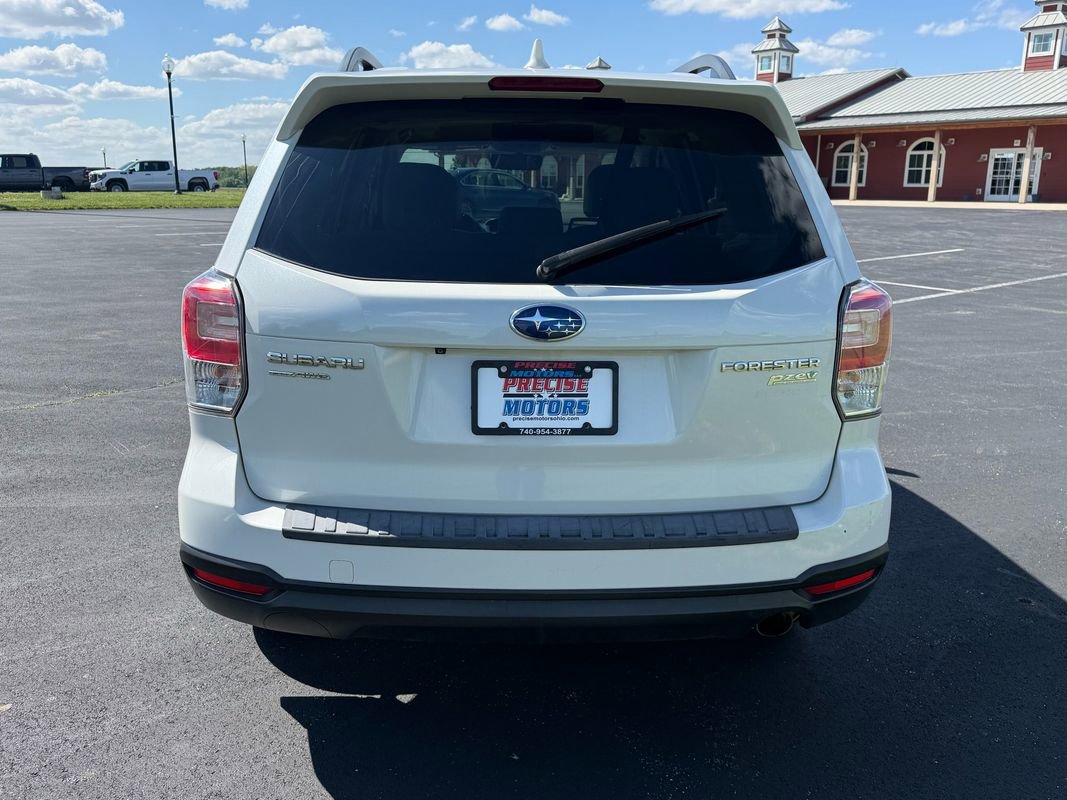 Used 2017 Subaru Forester 2.5i Limited AWD/4WD image 6