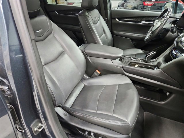 Used 2020 Cadillac XT6 Premium Luxury image 43
