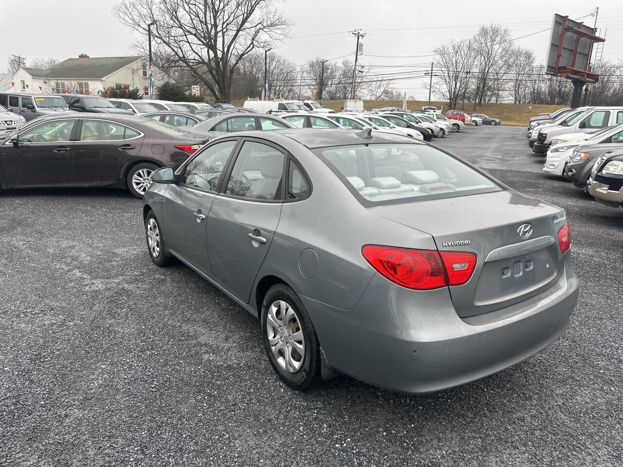 Used 2009 Hyundai Elantra GLS FWD image 3