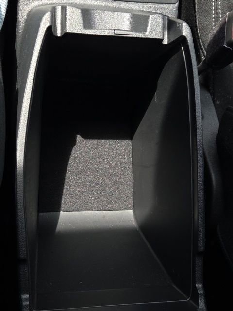 Used 2025 Ford Escape Active AWD/4WD image 36