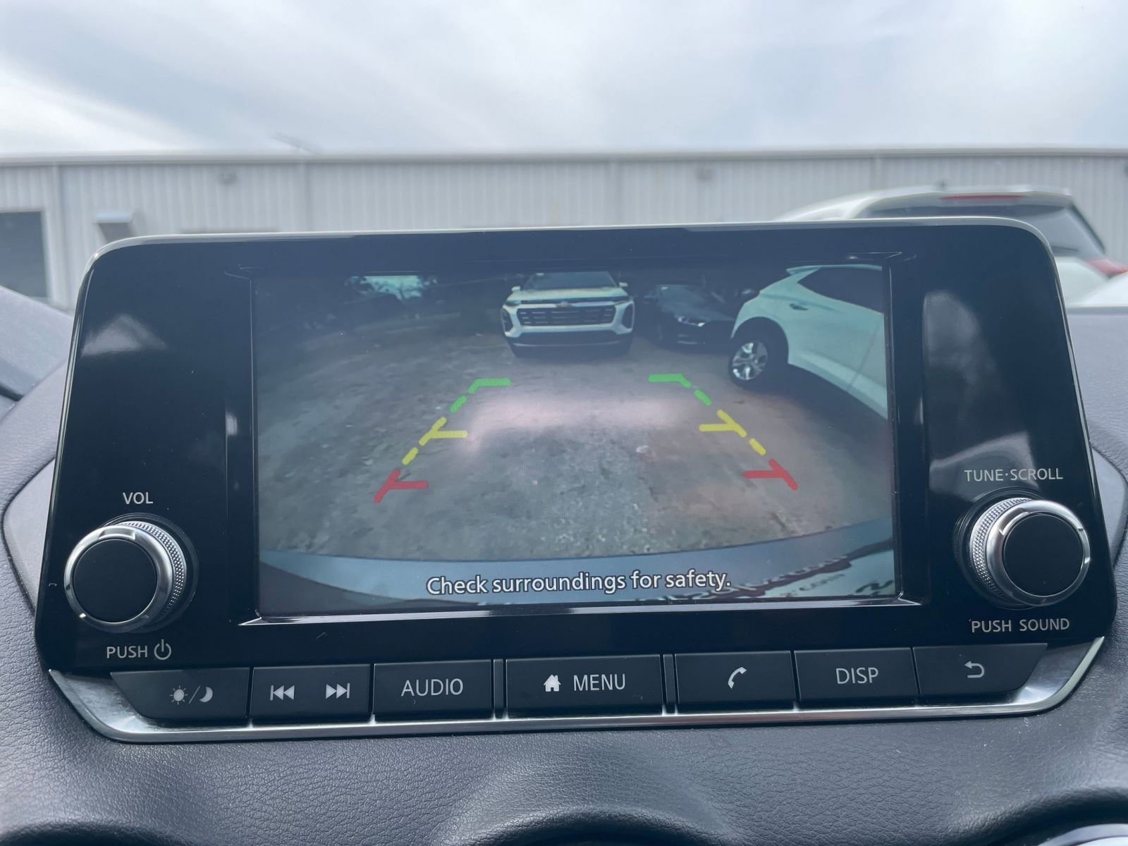 Used 2025 Nissan Sentra S image 17