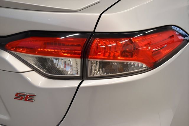 Used 2020 Toyota Corolla SE w/ Carpet Mat Package (TMS) FWD image 12