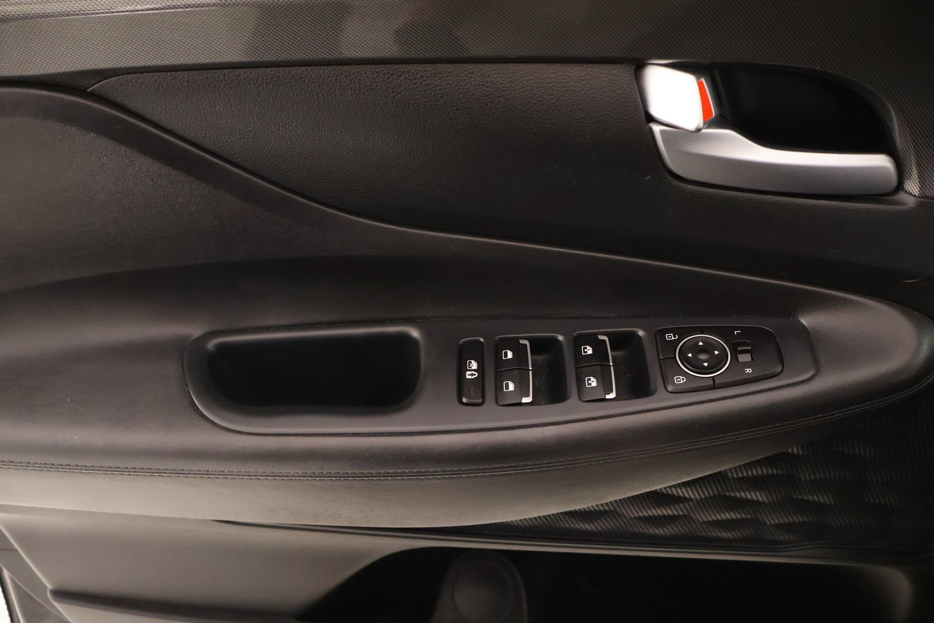 Certified 2022 Hyundai Santa Fe SEL AWD/4WD image 15