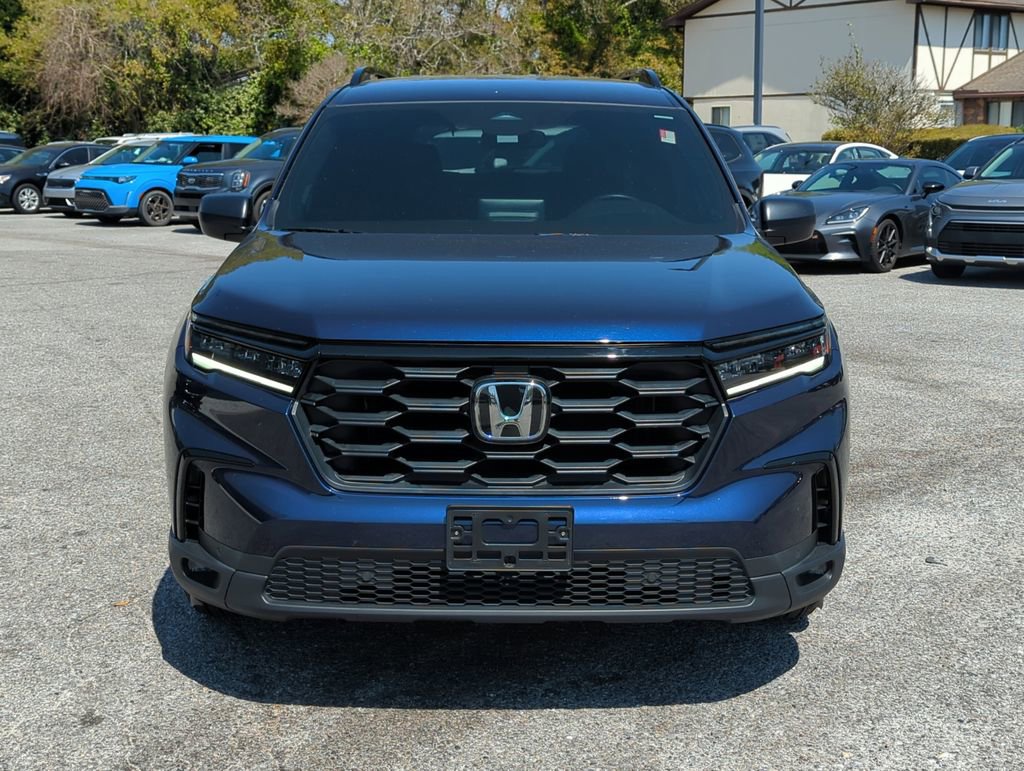 Used 2023 Honda Pilot Sport image 10