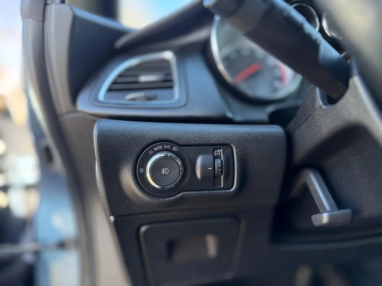 Used 2016 Buick Cascada Premium image 24