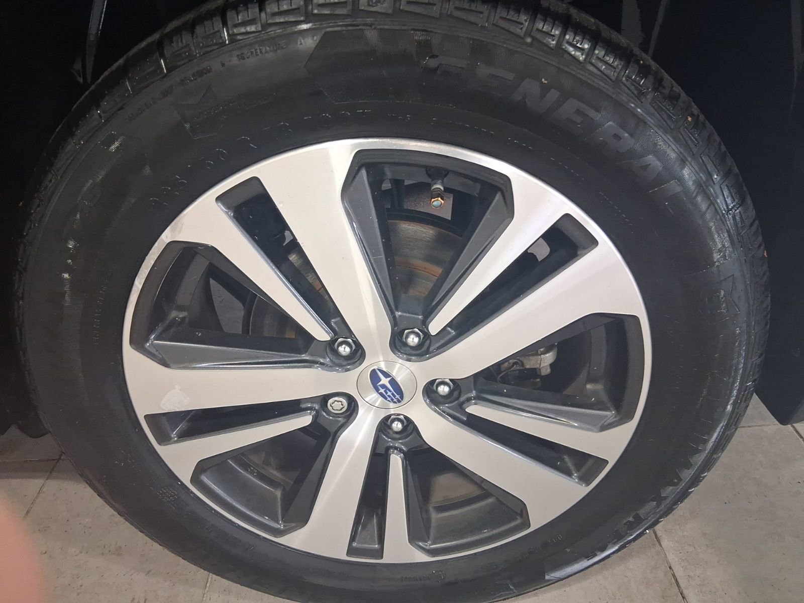 Used 2019 Subaru Outback 3.6R Limited w/ Popular Package #2 image 9