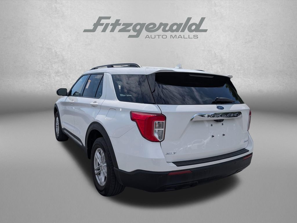 Used 2022 Ford Explorer XLT image 8