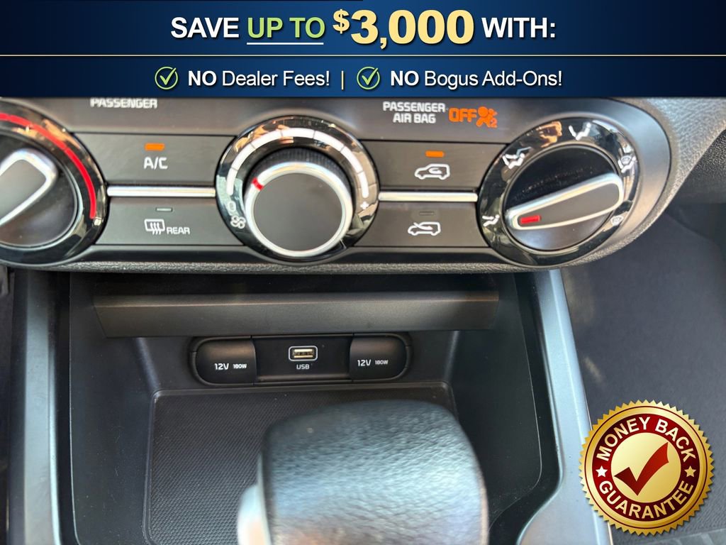 Used 2023 Kia Soul LX w/ LX Technology Package FWD image 27