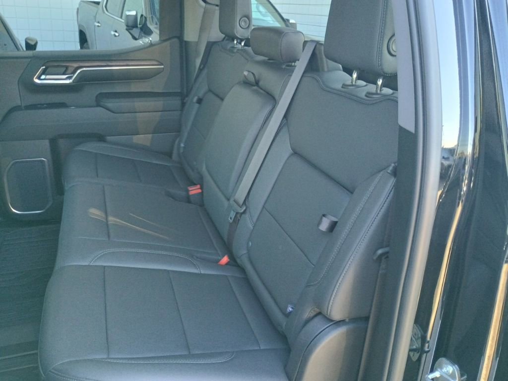 Used 2023 GMC Sierra 1500 SLT w/ SLT Premium Package image 13