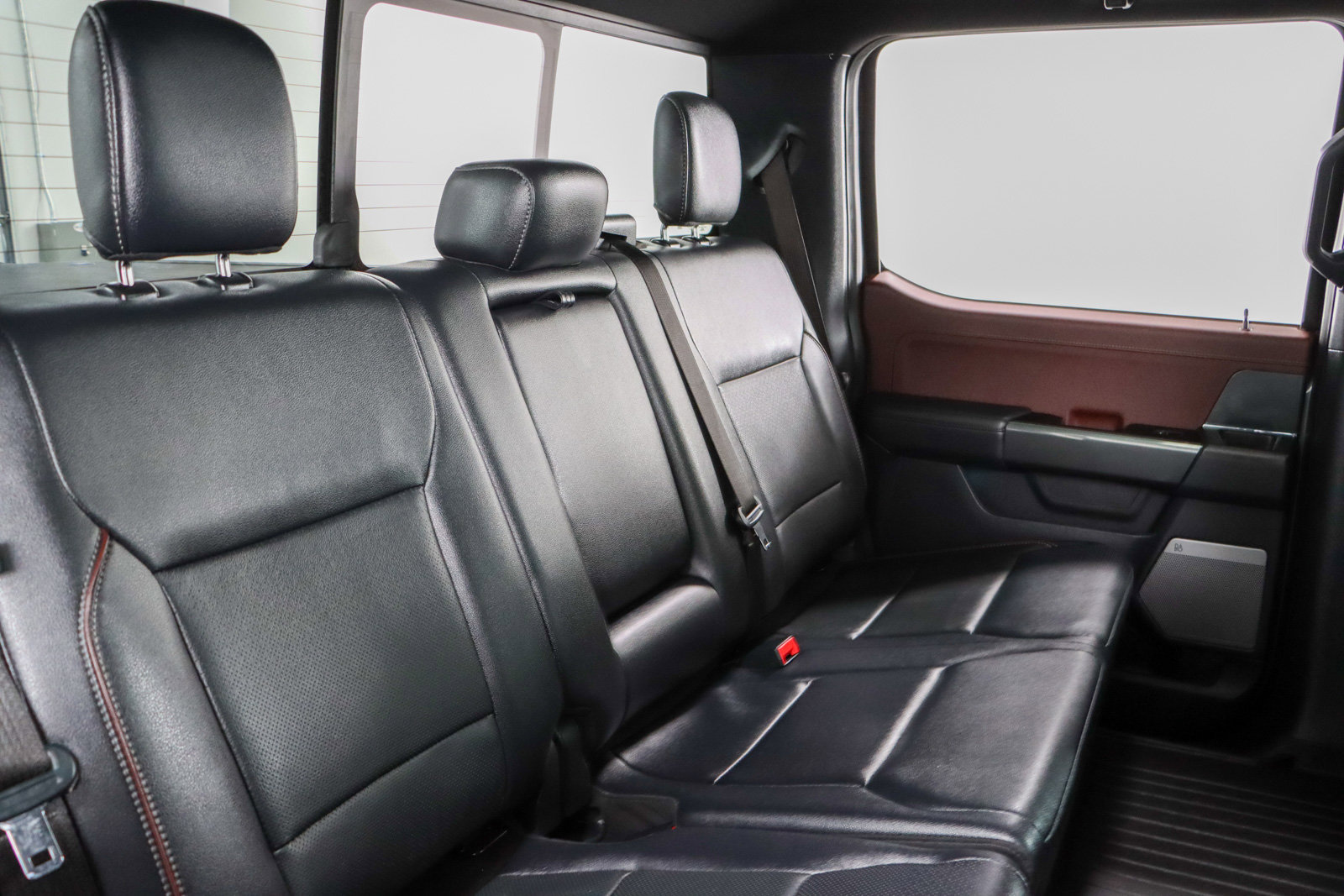 Used 2022 Ford F150 Lariat w/ Equipment Group 502A High image 32