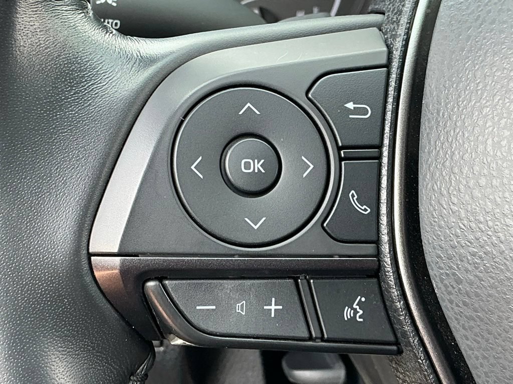 Used 2022 Toyota Camry SE FWD image 24