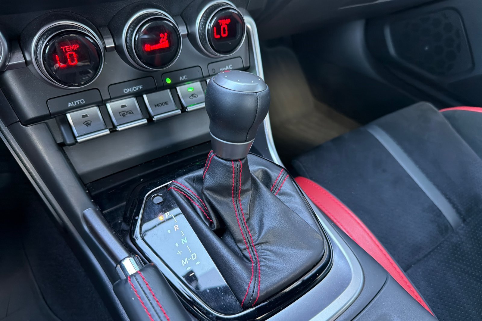 Used 2025 Subaru BRZ Limited RWD image 22