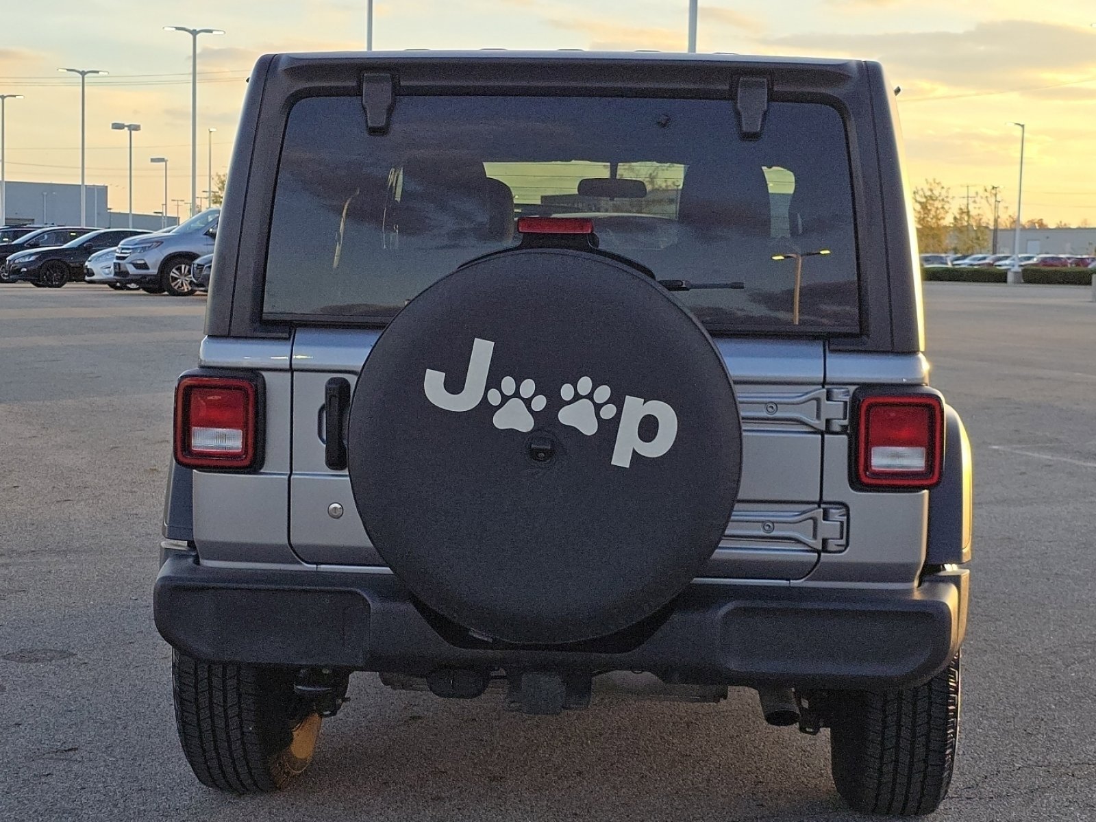 Used 2018 Jeep Wrangler Unlimited Sport S image 16