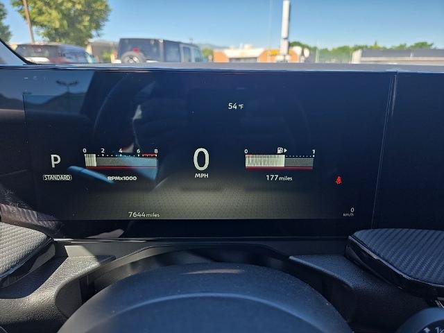 Certified 2025 Nissan Kicks SR w/ Illumination Package AWD/4WD image 17