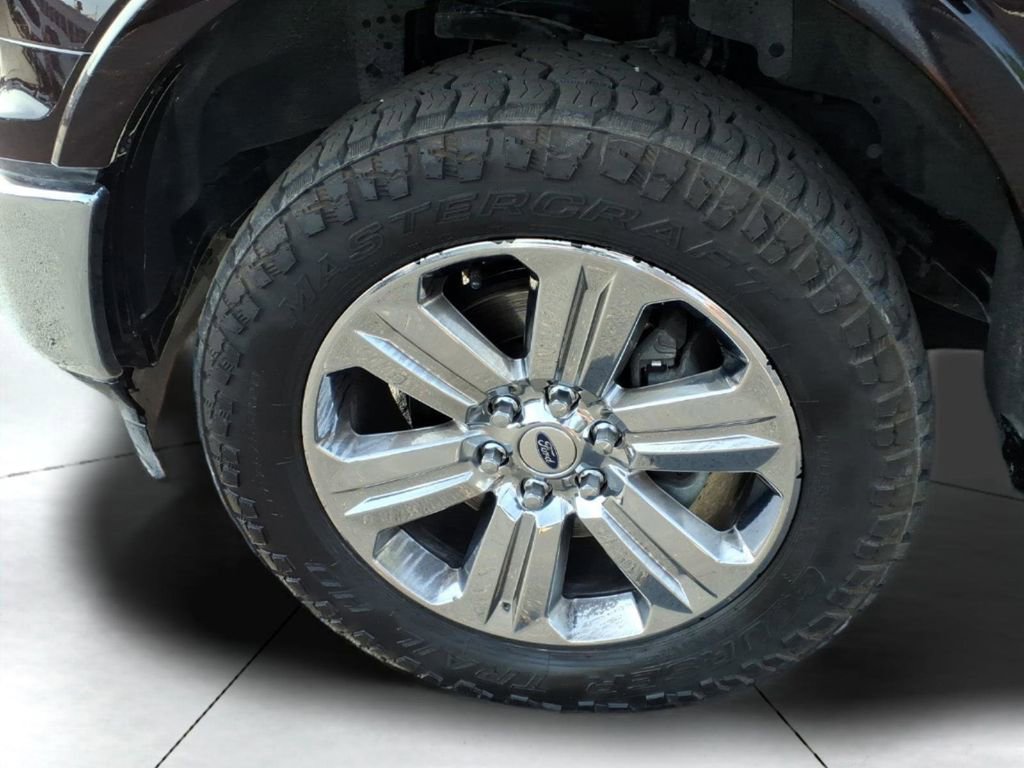 Used 2018 Ford F150 Lariat image 24