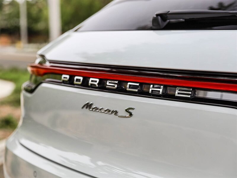 Used 2021 Porsche Macan S AWD/4WD image 15