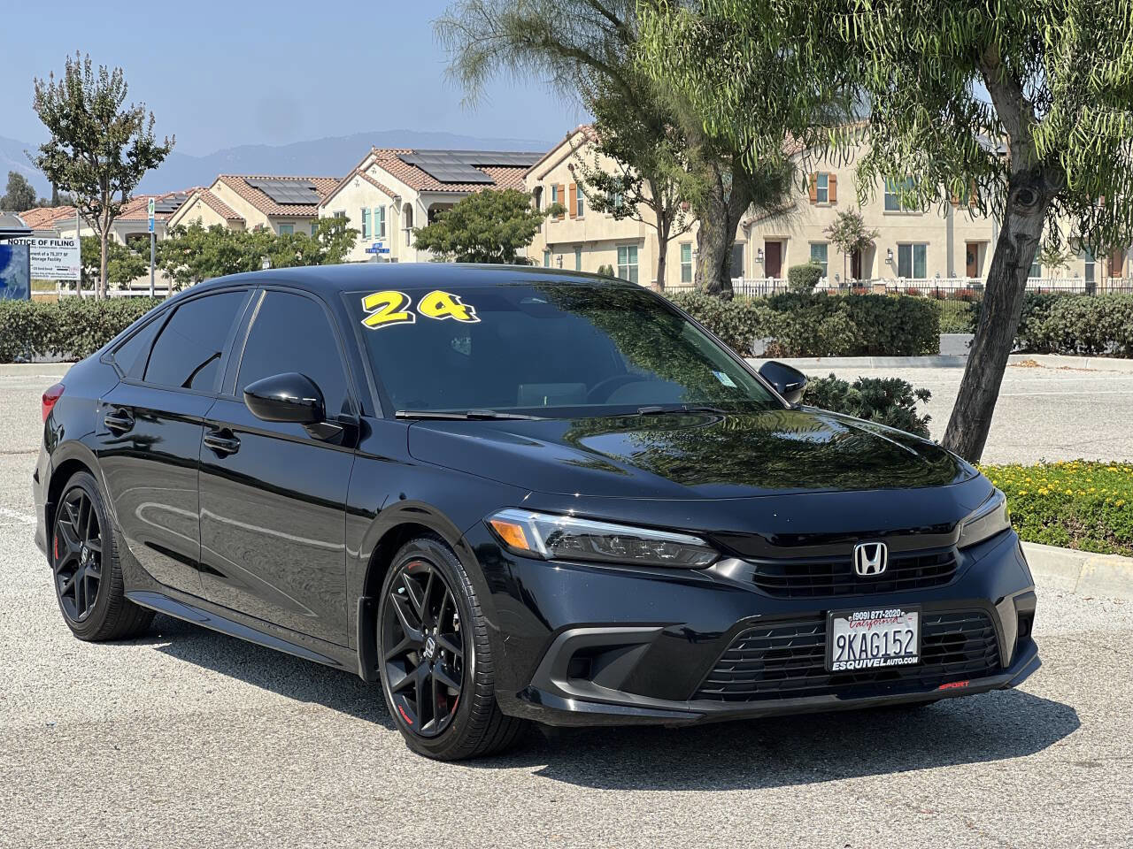 Used 2024 Honda Civic Sport image 1