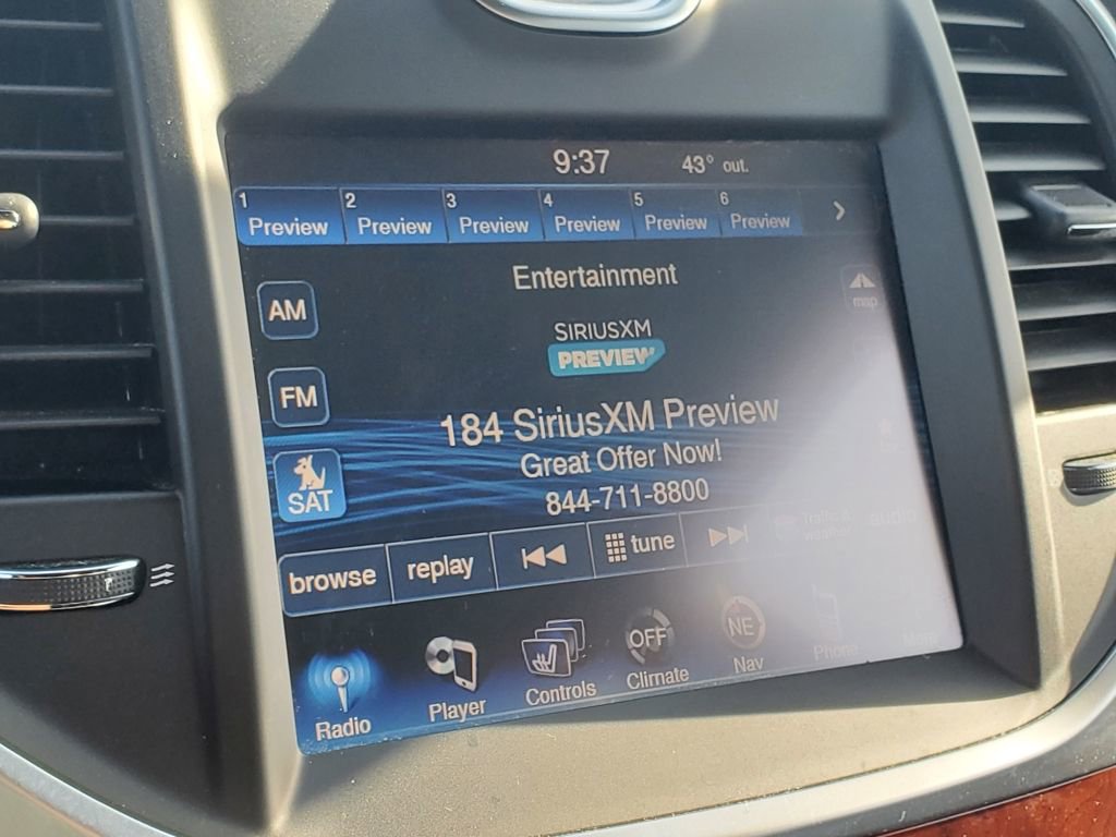 Used 2014 Chrysler 300 w/ Driver Convenience Group image 21