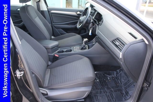 Used 2024 Volkswagen Jetta S image 17