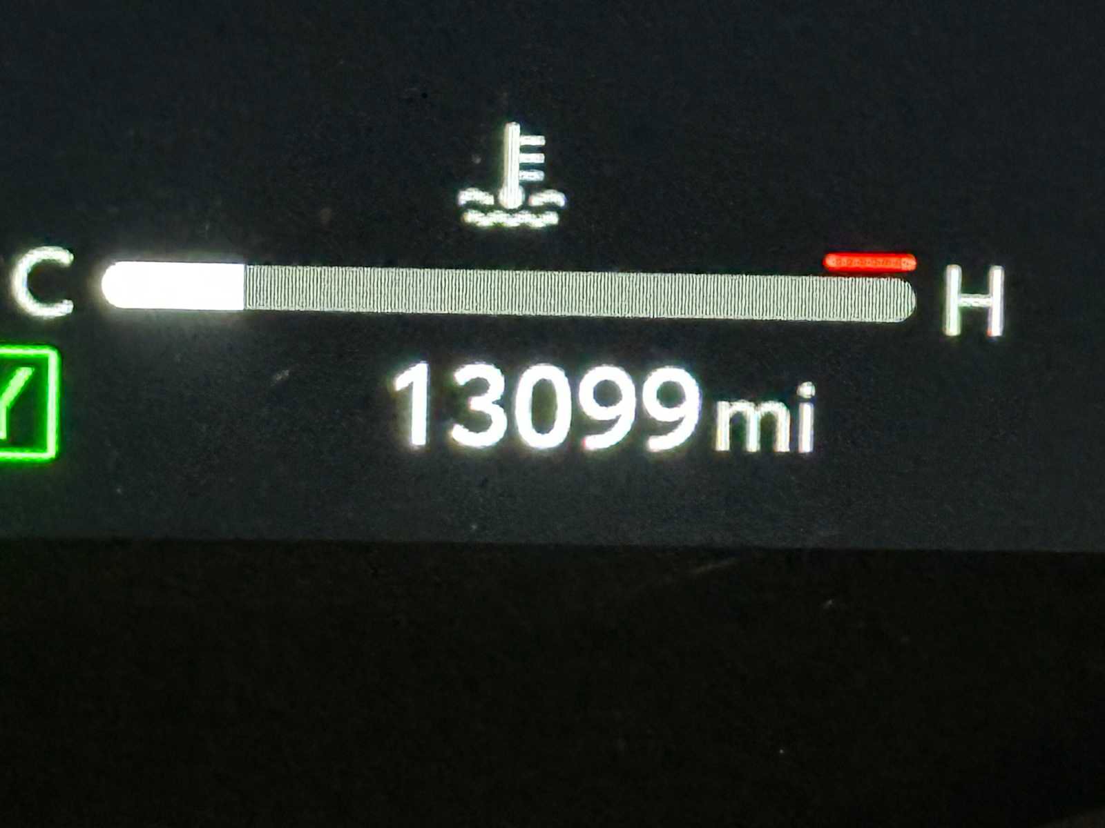 Certified 2025 Toyota Sienna XLE Woodland Edition image 21