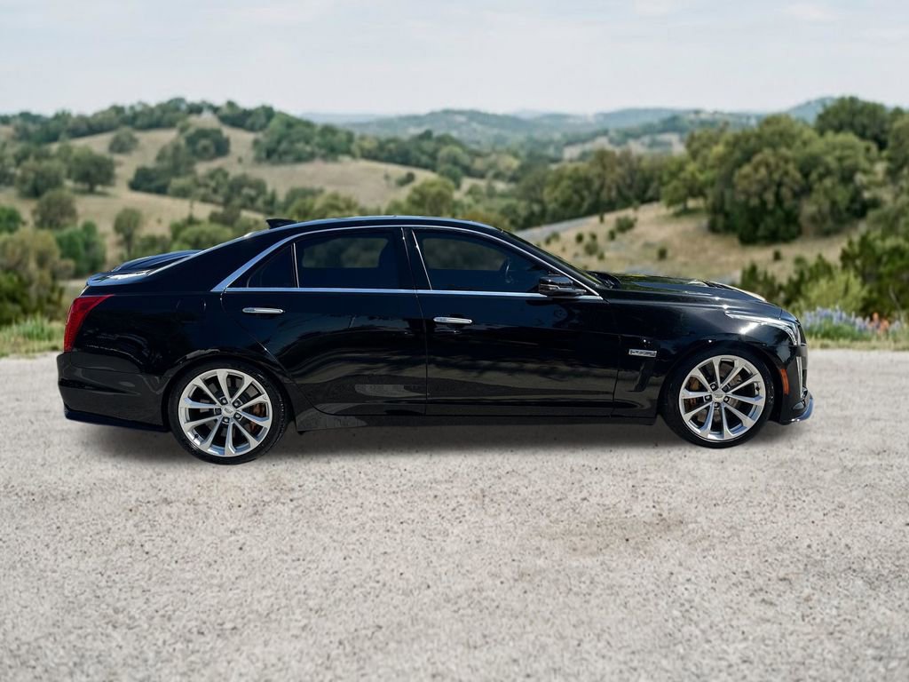 Used 2017 Cadillac CTS V w/ Luxury Package RWD image 11