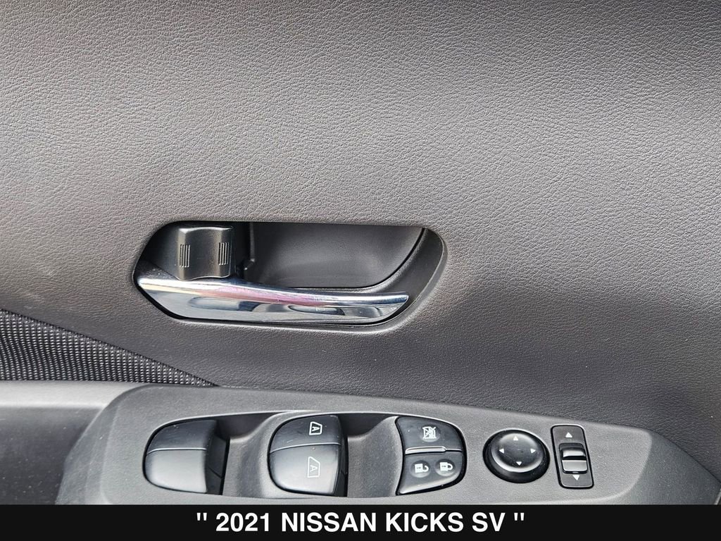 Used 2021 Nissan Kicks SV image 13