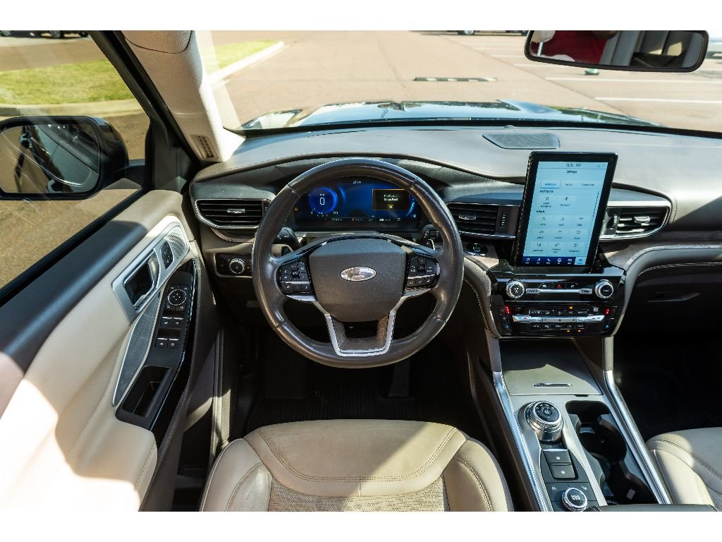 Used 2021 Ford Explorer Platinum w/ Equipment Group 601A image 23
