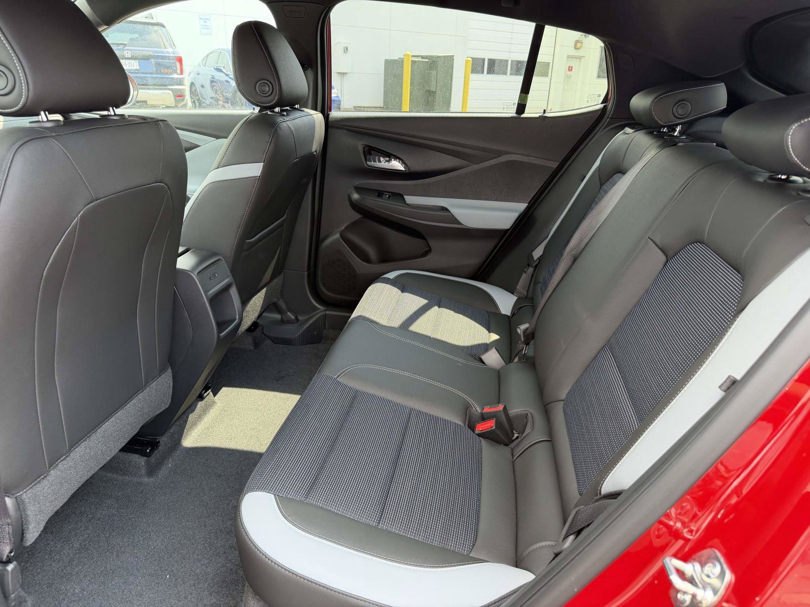 New 2026 Buick Envista Preferred w/ Advanced Safety Package FWD image 9