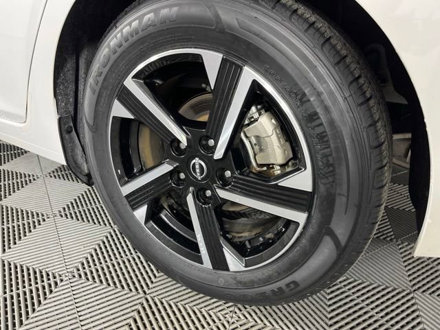 Used 2024 Nissan Sentra SV FWD image 6