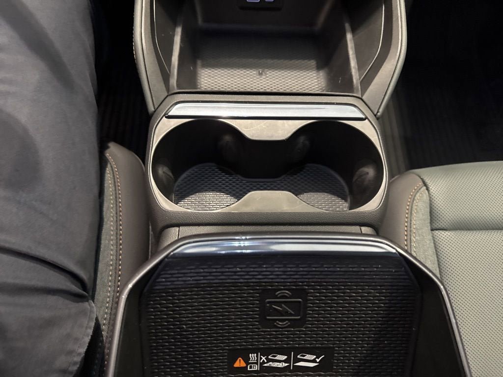 New 2026 GMC Terrain AT4 w/ Convenience Package III AWD/4WD image 28