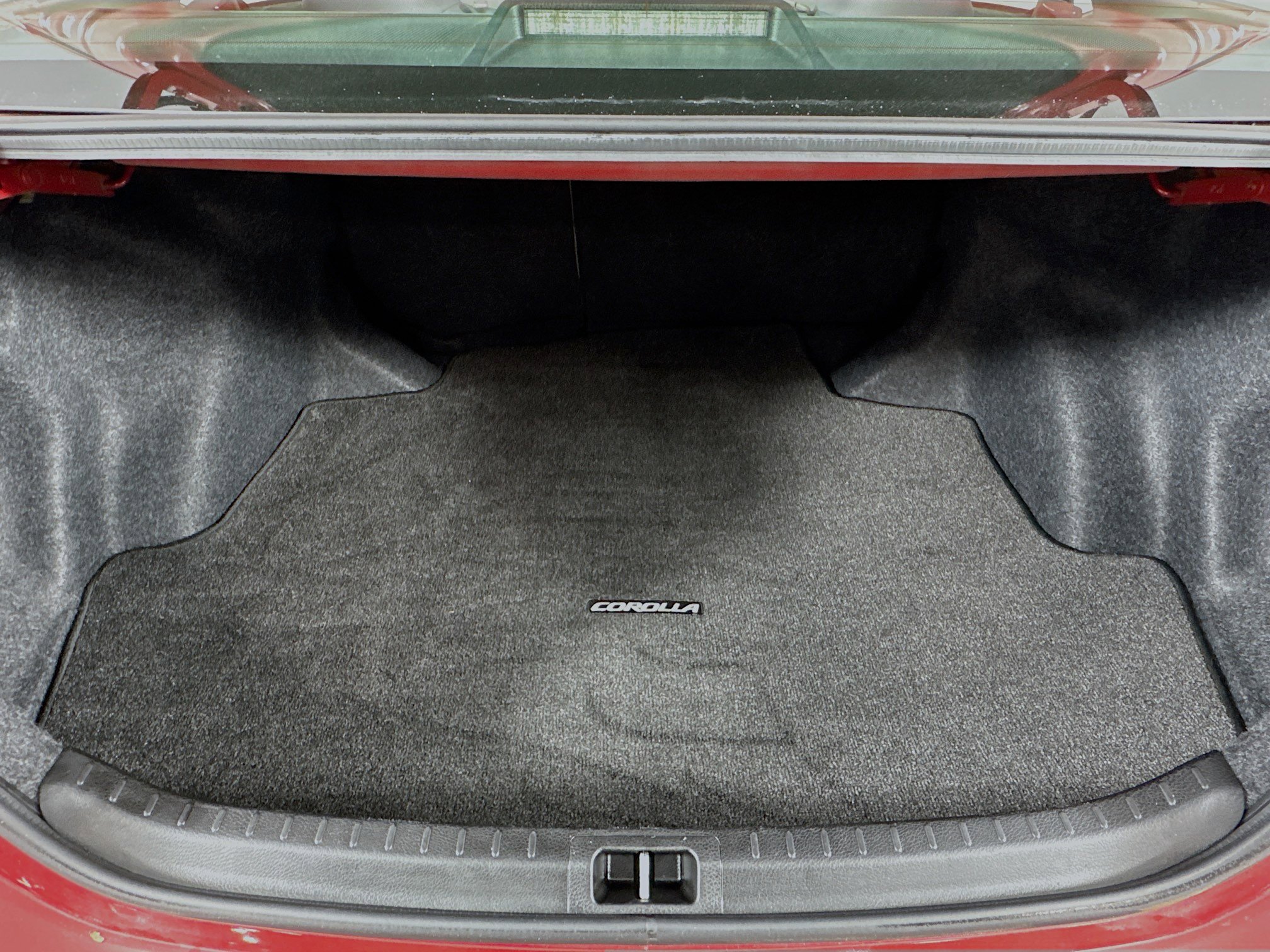 Used 2014 Toyota Corolla L image 23