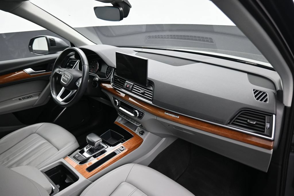 Used 2022 Audi Q5 2.0T Premium AWD/4WD image 47