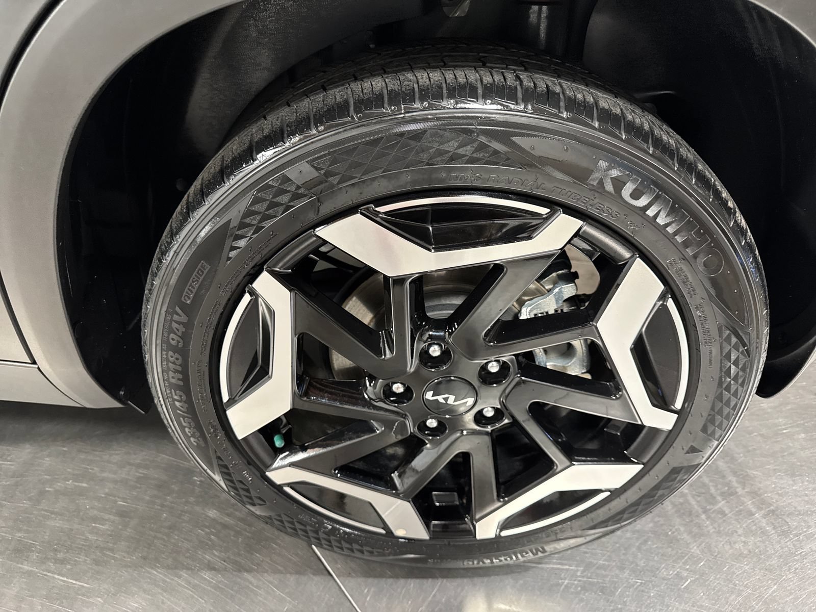 Certified 2024 Kia Seltos SX w/ SX Sunroof Package AWD/4WD image 12