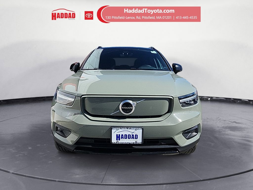 Used 2022 Volvo XC40 P8 Recharge Plus image 8