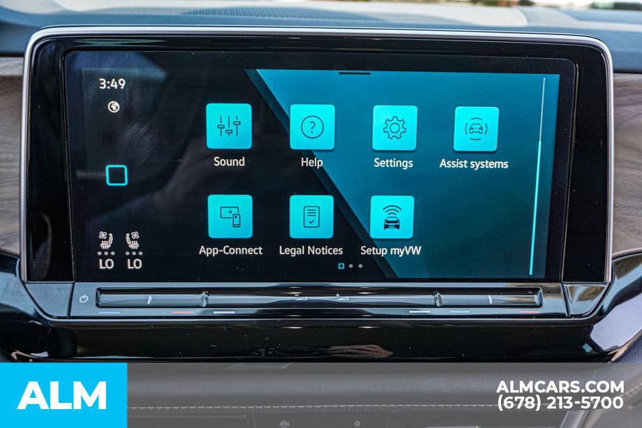 Used 2025 Volkswagen Atlas SE FWD image 36