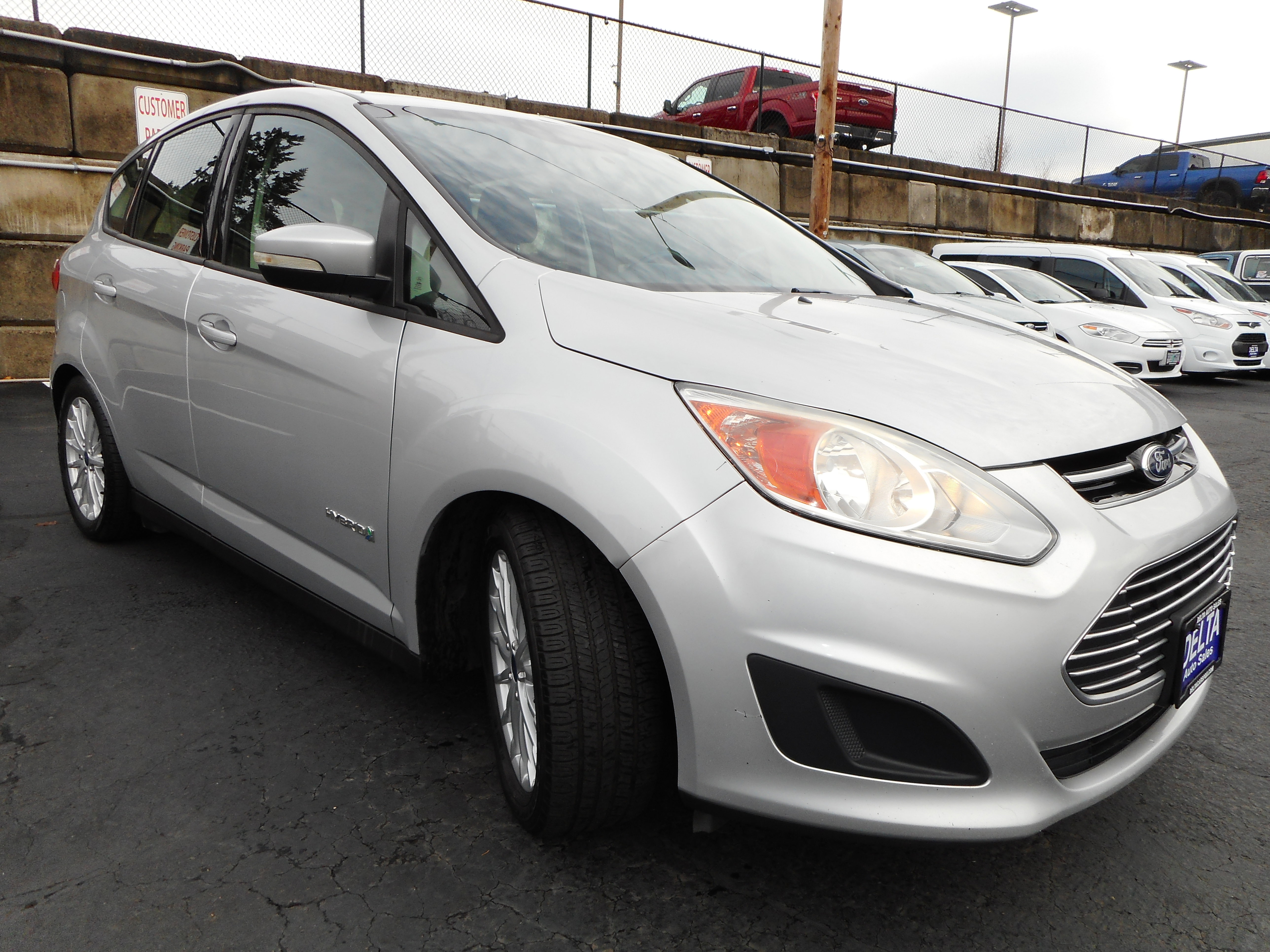 Used 2015 Ford C-MAX SE image 1