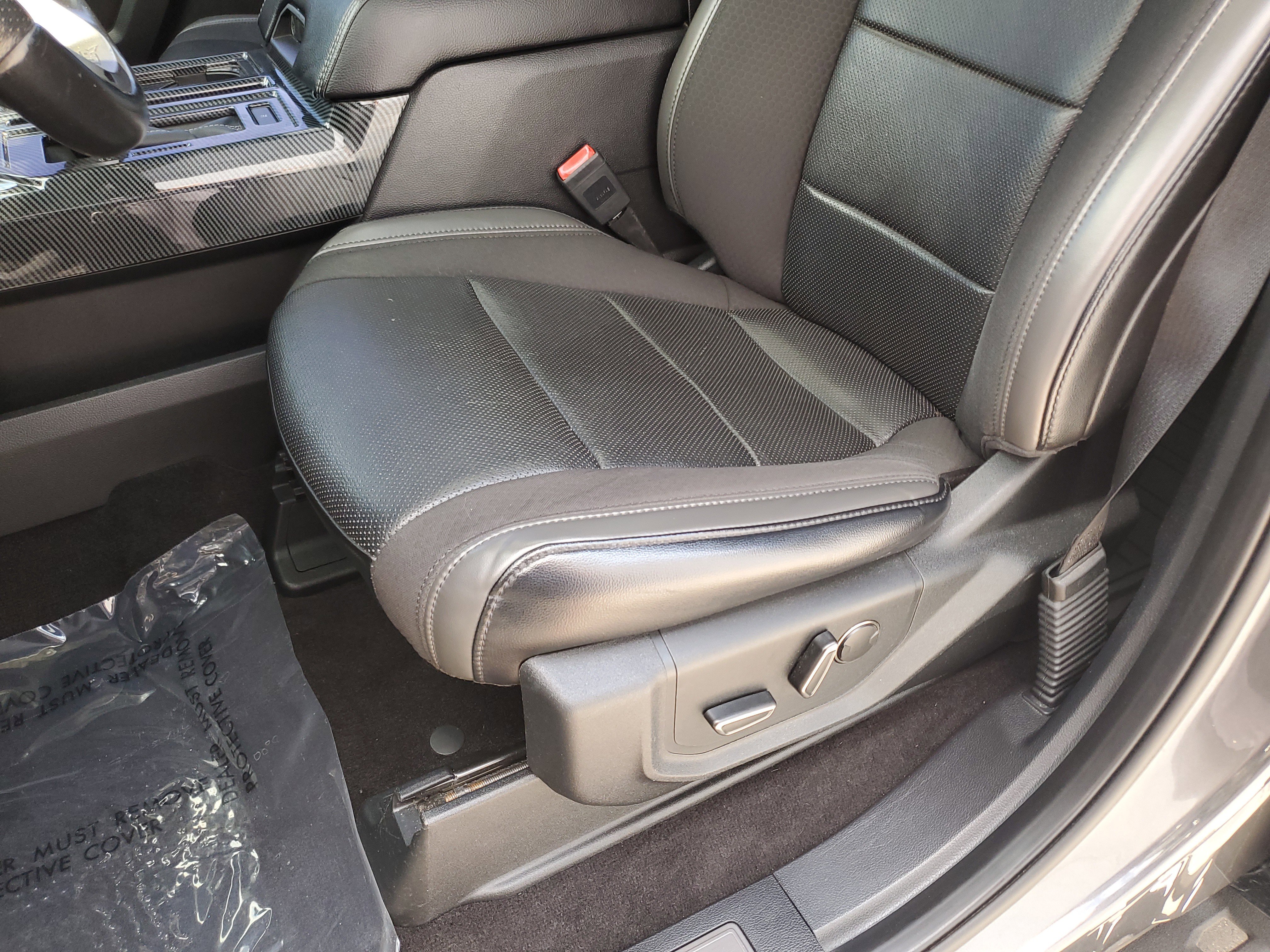 Used 2019 Ford F150 Raptor w/ Equipment Group 802A Luxury image 21