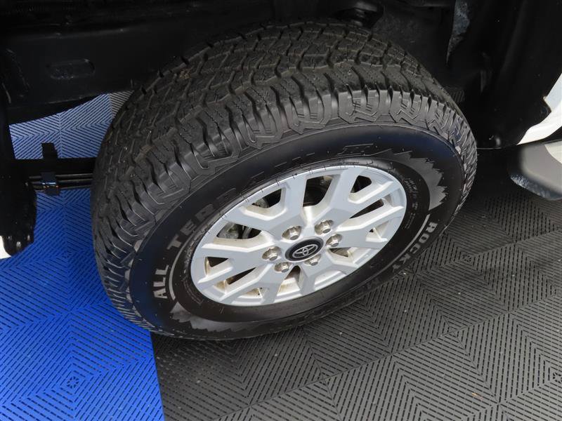 Used 2024 Toyota Tacoma SR RWD image 6