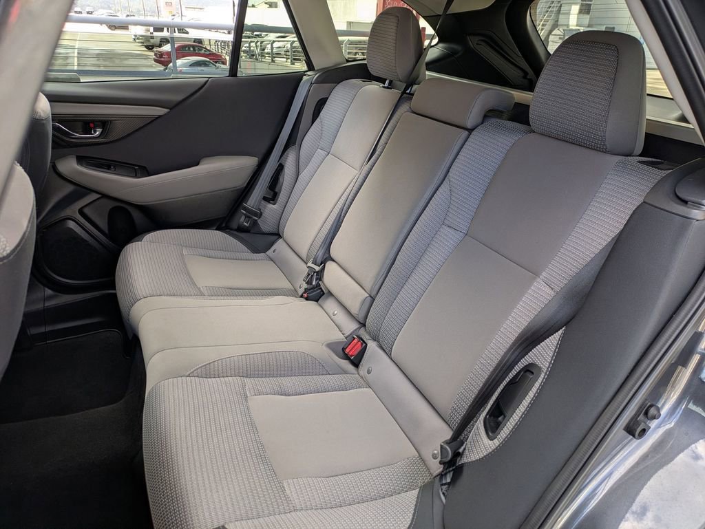 Used 2025 Subaru Outback Premium image 24